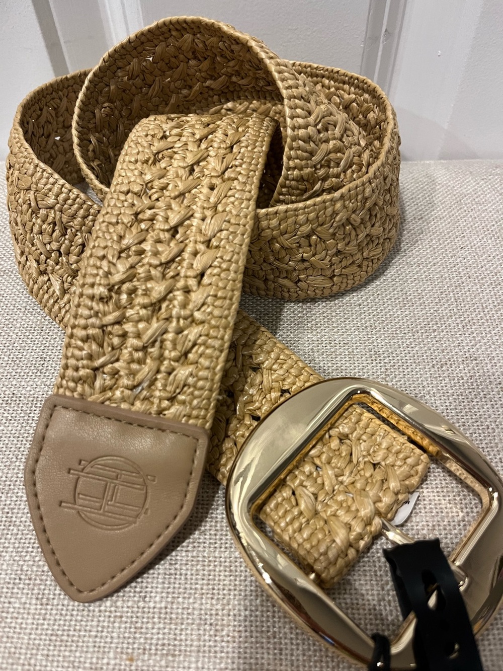 NWT House of Harlow 1960 Women's  Woven Tan Straw Belt with Gold Buckle- Medium